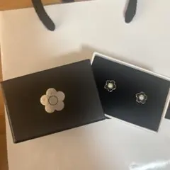 マリークワント　マリクワ　ピアスのサムネイル