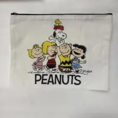 【新品】PEANUTS ピーナッツ ポーチ 小物入れ