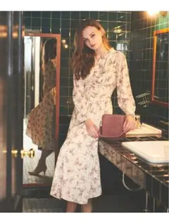 Noela ノエラ フラワープリントワンピース Sサイズ