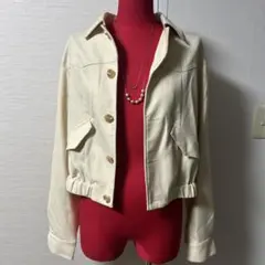 値下げ　MOUSSYクリーム色 ショートジャケット