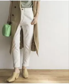 アーバンリサーチ＊テーパード チノパンツ（オフホワイト） ＊Lサイズ