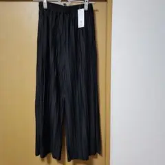 黒 プリーツイージーパンツ Mサイズ