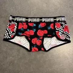 PINK ビクトリアシークレット　フラワープリント ボクサーショーツ