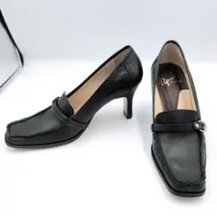✨️超美品✨️アプレ　サヴァサヴァ　ヒールローファー　黒　22.5 革　パンプス
