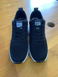 ブラックメッシュスニーカー エアクッション