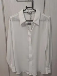 Theory　Luxe 25SS 長袖とろみブラウス　ホワイト　タグ付き❣のサムネイル