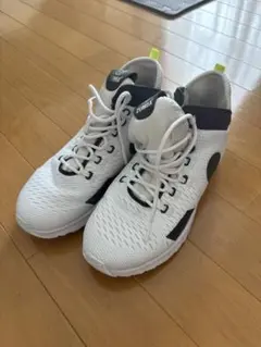 ZUMBA フィットネスシューズ ホワイトのサムネイル