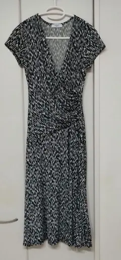 ジャージワンピース モノトーン