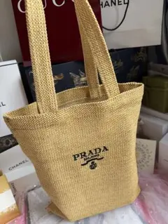 2025年最新】prada ノベルティ トートバッグの人気アイテム - メルカリ