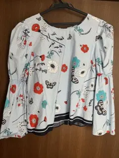 ZARA BASIC花柄フレア袖ブラウス綿　春夏