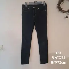 GU スキニージーンズ　64