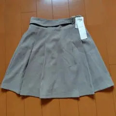【新品タグ付き】RETRO GIRLボックスプリーツミニスカートのサムネイル