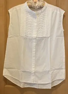 BEAMS HEARTホワイト ノースリーブシャツ