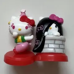 チョコエッグ　キティちゃん　あくびちゃん　貞子　2個セット　コラボレーション
