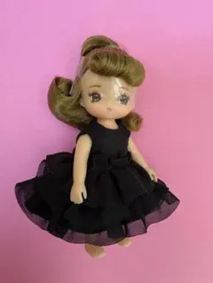 【新品未使用】リカちゃんキャッスル限定　ミキちゃん　マキちゃん　限定ドレス・小物 Amazon.co.jp: リカちゃん ドレス LW-22 ミキちゃんマキちゃん