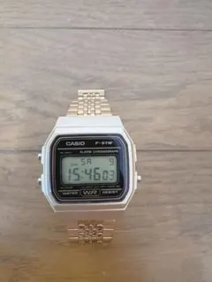 CASIO F-91W ゴールド デジタル腕時計