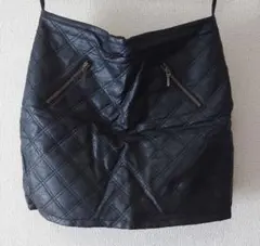 フェイクレザーミニスカート
