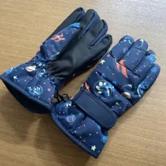スキー スノーボード グローブ 恐竜柄　子供用Mサイズ　7〜9歳　新品未使用