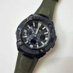 ☆美品☆ G-SHOCK GST-W130BC-1A3JFスチール　ソーラー
