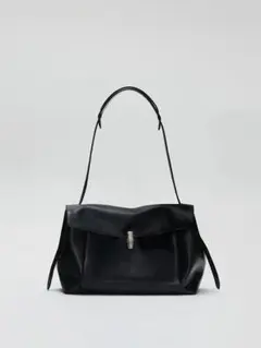 激レア] DIESEL ミラノコレクション23-24AW フェイクレザーバッグ