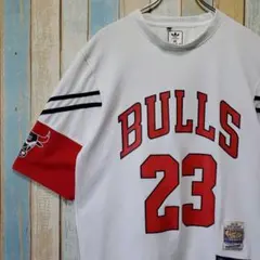 546☆アディダス☆NBAブルズ☆ゲームシャツ☆マイケルジョーダン☆M 
