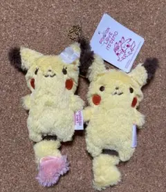 ポケモン公式イッツデモ限定品ペアピカチュウ ぬいぐるみマスコット