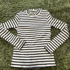 GU ジーユー　ハイネックボーダーリブカットソー　140