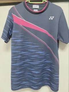 美品　バドミントン　ヨネックス　ユニフォーム　紺色