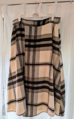 チェック柄フレアスカート