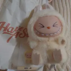 【箱無し】ポップマートにて購入 正規 ラブブ