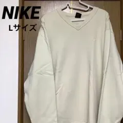 NIKE ナイキ　トレーナー　スウェット　ベージュ　白　刺繍　ワンポイント