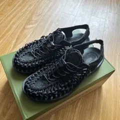 KEEN UNEEK サンダル ブラック 28.5cm