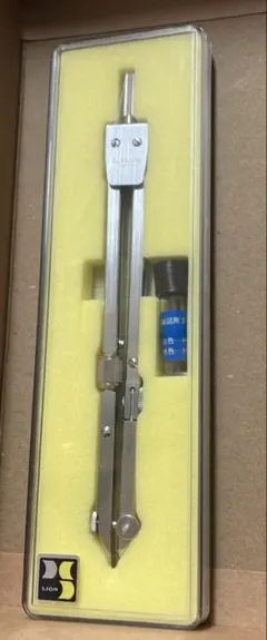 Item thumbnail for item 46081190-92a0-4f72-9748-7ee19418c4f1