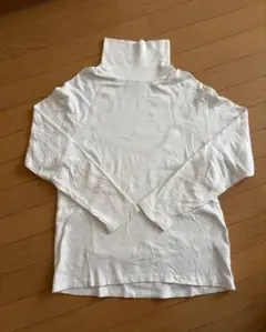 GU ホワイト タートルネック 長袖 トップス