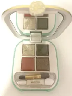 ポール&ジョー アイデザイン パレット 05