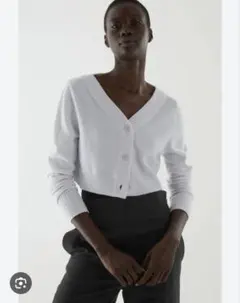 新品COS カシミヤ　クロップド丈　カーディガン　XS