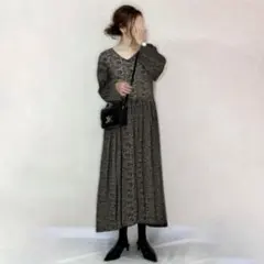 花柄 Vネック 長袖 フレアワンピース 春 ゆったり