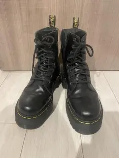 厚底Dr.Martens 8ホールブーツ