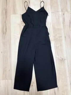 UNIQLO ユニクロ　オールインワン　ブラック