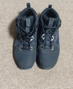 ミズノ 23cm 黒ウェーブダイバース LG4 トレーニングシューズ