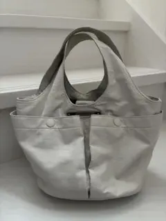 Matin Kim ホワイトトートバッグ