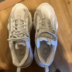 FILA ホワイト スニーカー　23cmのサムネイル
