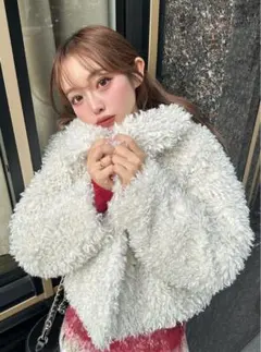 ファー ムートンコート