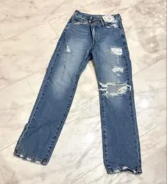 新品タグ付き‼︎ ALEXIA STAM アリシアスタン ダメージデニムのサムネイル