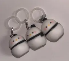 雪だるま　キーホルダー　黒