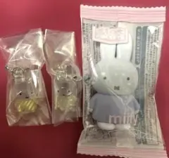 ミッフィー めじるしアクセサリー 70周年【2点セット】➕ミッフィーマスコット