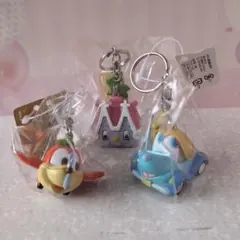 ディズニーキャラクターキーホルダー３点セット