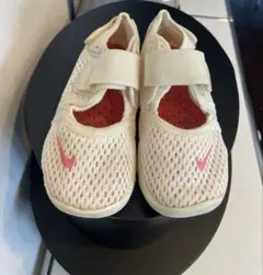 美品　Nike ナイキ　エアリフト　14cm サンダル ピンク　白