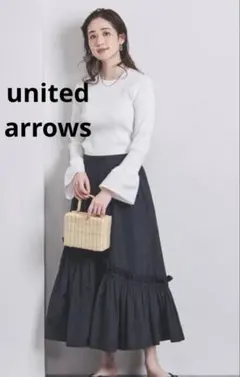 UNITED ARROWS ブラック フレアスカート
