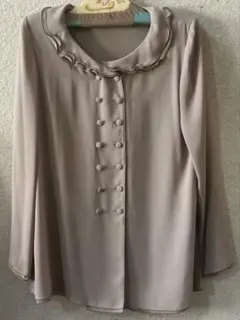 ❤️最終お値下げ❤️インゲボルグベージュ フリル襟 長袖ブラウス